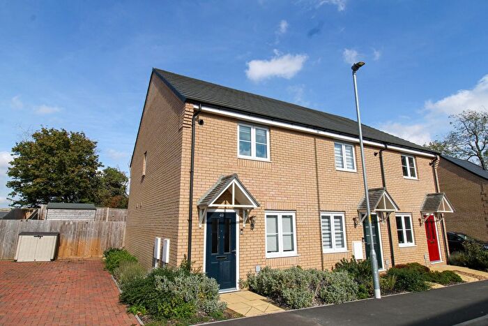 2 Bedroom End Terrace House For Sale In Lyne Walk, Hackleton, NN7