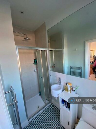 4 Bedroom Semi-Detached House To Rent In Pulteney Road, London, E18
