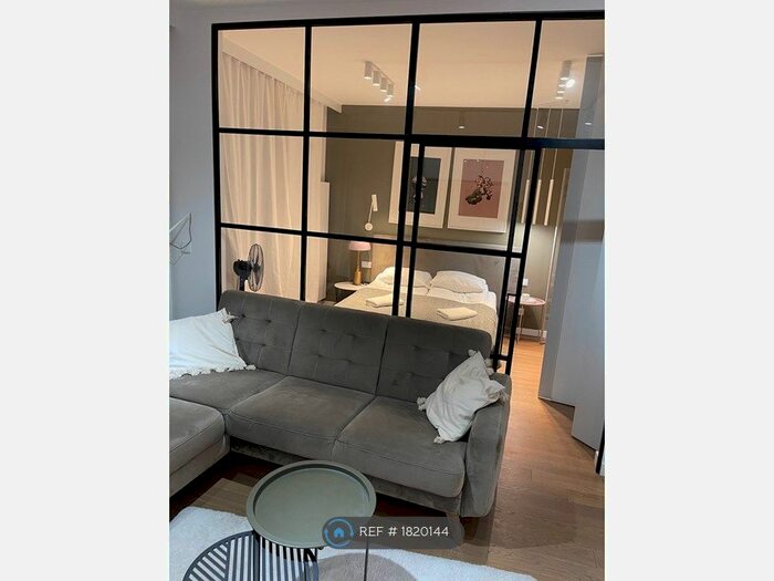 1 Bedroom Flat To Rent In Shepherdess Walk, London, N1