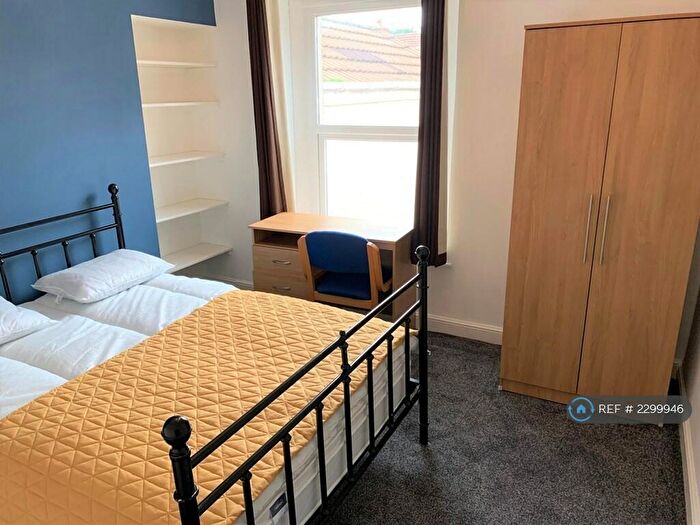 6 Bedroom Terraced House To Rent In Russell Street, Swansea, SA1