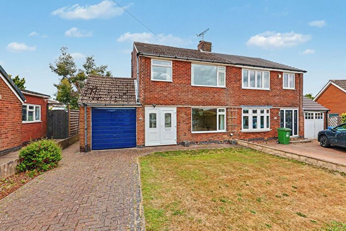 3 Bedroom Semi-Detached House For Sale In Larch Way, Brockwell, Chesterfield, S40