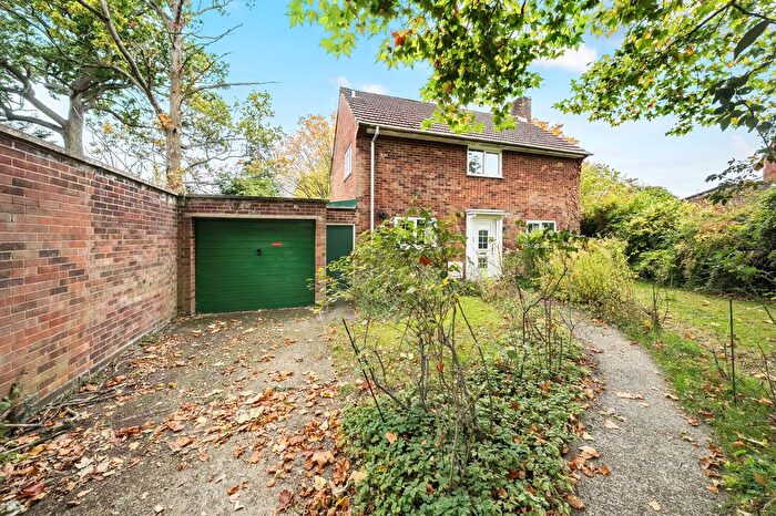 3 Bedroom Detached House For Sale In Beehive Green, Welwyn Garden City, AL7
