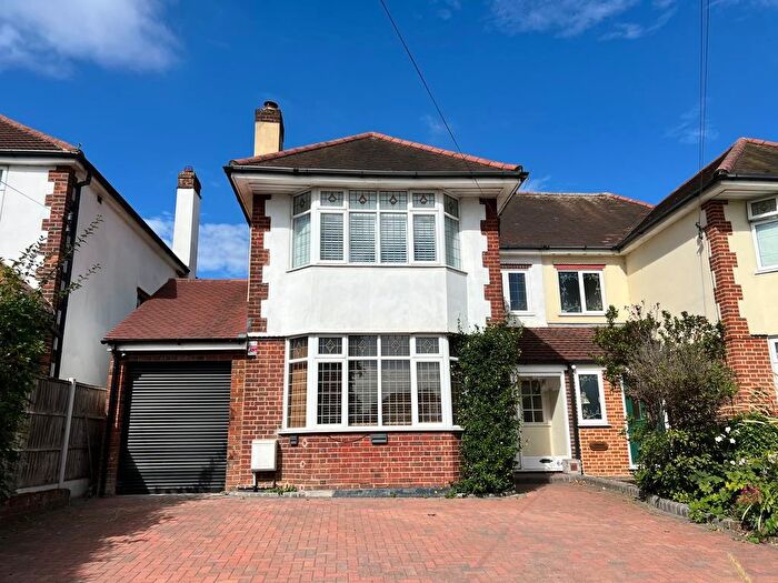 3 Bedroom Semi-Detached House To Rent In Chelmsford Road, Brentwood, CM15