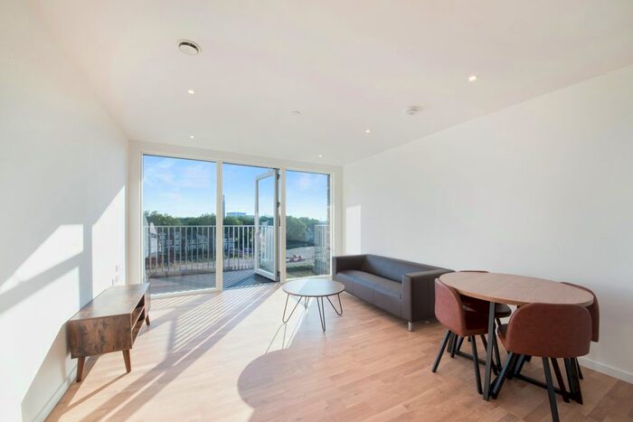 1 Bedroom Flat To Rent In Kingwood Apartments, Deptford Landings, Deptford, SE8