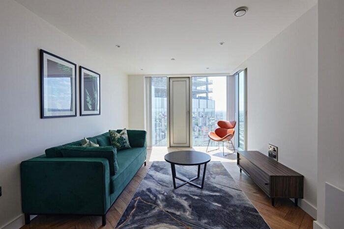 1 Bedroom Apartment To Rent In Elizabeth Tower, Crown Street, M15