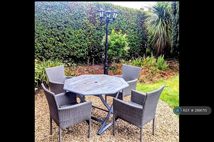 4 Bedroom Detached House To Rent In Victoria Road, Leeds, LS6
