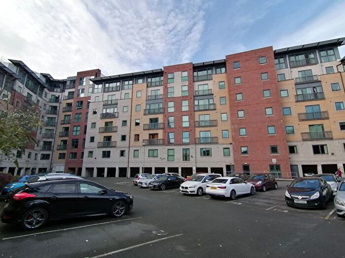 1 Bedroom Flat To Rent In City Point, Chapel Street, Salford, M3