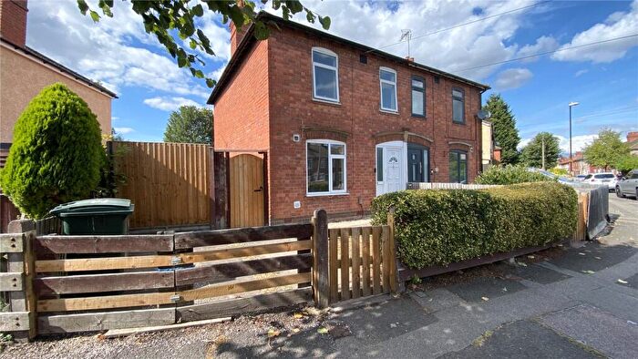 3 Bedroom Semi-Detached House For Sale In Hewitt Avenue, Radford, Coventry, West Midlands, CV6