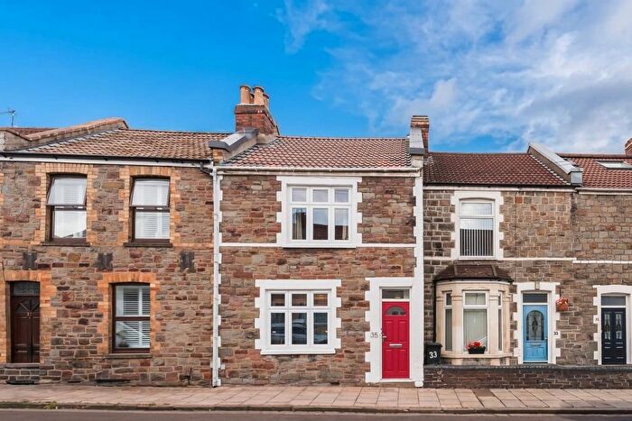 2 Bedroom Terraced House For Sale In Lewington Road, Bristol, BS16
