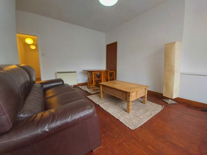 1 Bedroom Flat To Rent In Diamond Lane, The City Centre, Aberdeen, AB10