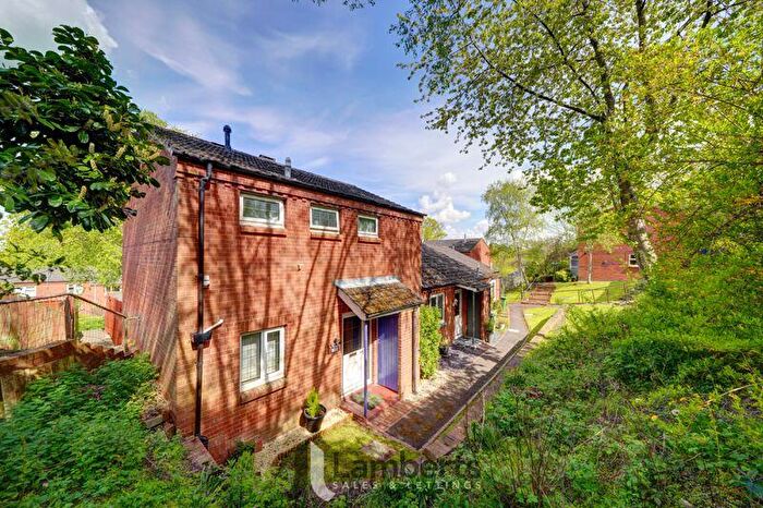 2 Bedroom End Of Terrace House For Sale In Paddock Lane, Oakenshaw, Redditch, B98