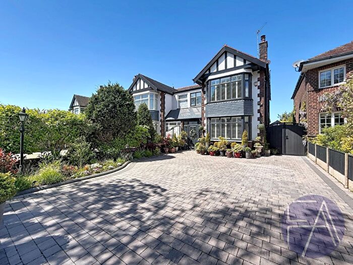 4 Bedroom Semi-Detached House For Sale In Preston New Road, Southport, Merseyside, PR9