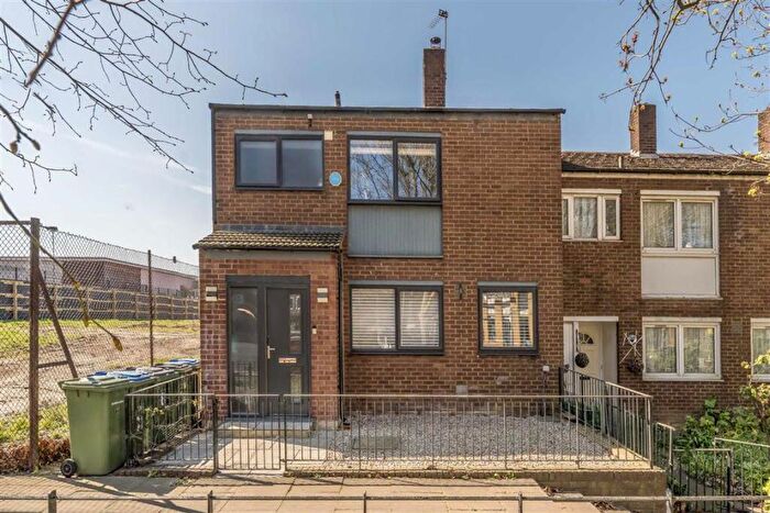 3 Bedroom Terraced House To Rent In Lewisham Road, Greenwich, SE13