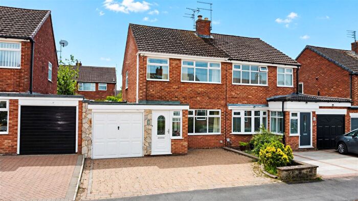 3 Bedroom Semi-Detached House For Sale In Standish Drive, Rainford, St Helens, WA11