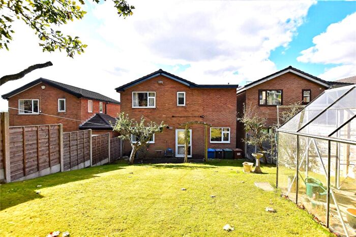4 Bedroom Detached House For Sale In Lobden Crescent, Whitworth, Rochdale, Lancashire, OL12