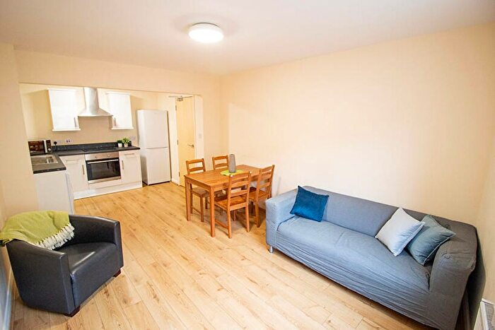 4 Bedroom Flat To Rent In North Sherwood Street, Nottingham, NG1