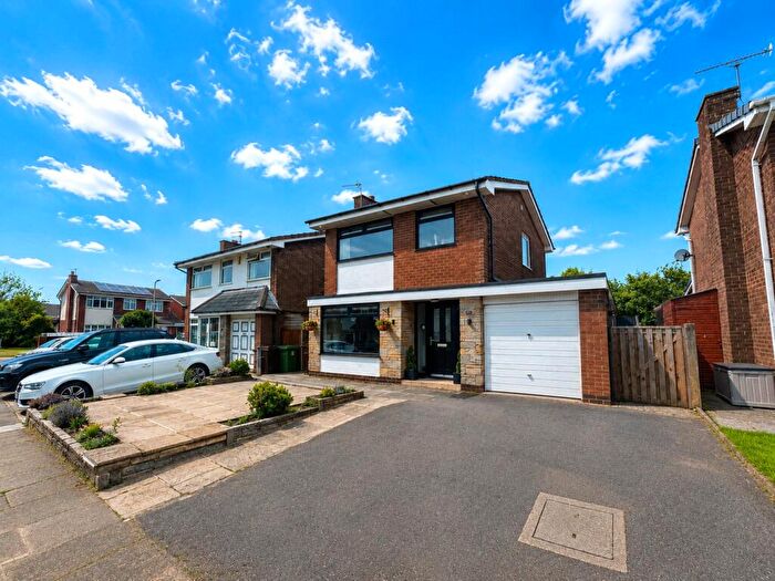 3 Bedroom Detached House For Sale In Lighthorne Drive, Southport, Merseyside, PR8