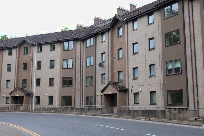 2 Bedroom Flat To Rent In Lochee Road, Lochee West, Dundee, DD2
