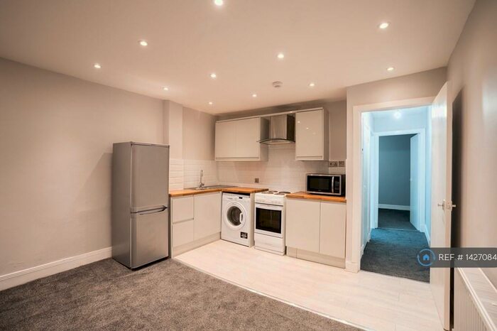 1 Bedroom Flat To Rent In Rosefield Street, Dundee, DD1