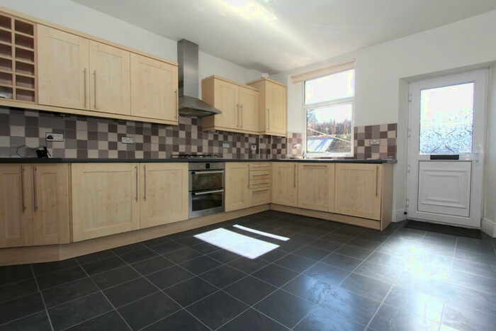 3 Bedroom Terraced House To Rent In Hall Road, Handsworth, S13