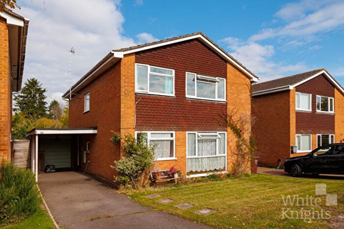 4 Bedroom Detached House For Sale In Wenlock Edge, Charvil, Wokingham, RG10