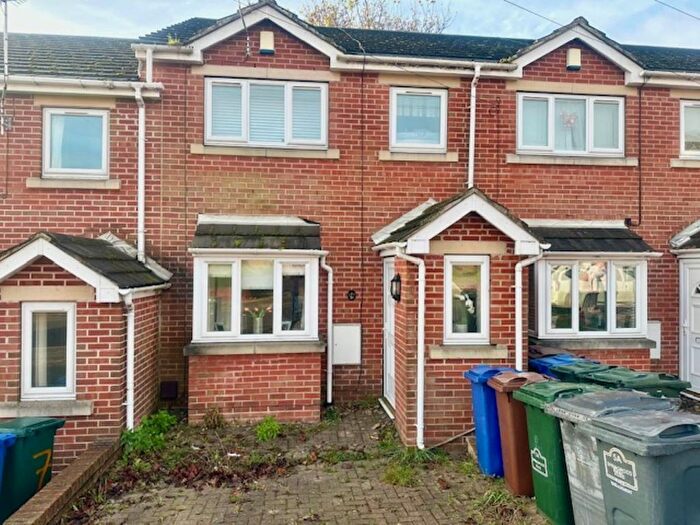 3 Bedroom Property To Rent In Springwood Road, Hoyland, Barnsley, S74