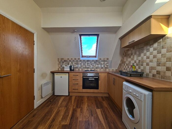 1 Bedroom Flat To Rent In Westgate Apartments, Huddersfield, HD1