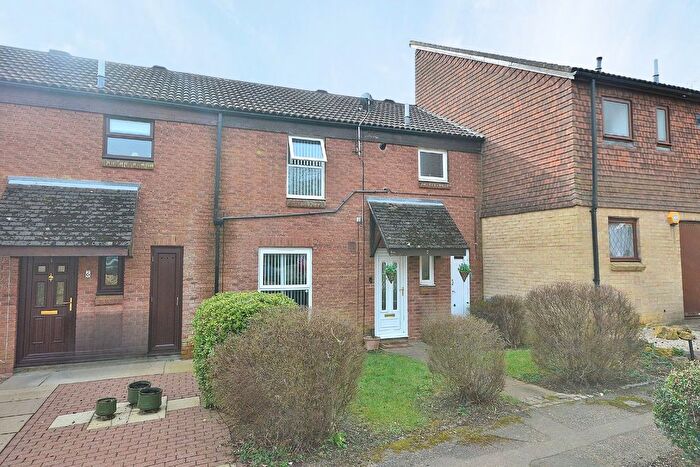 3 Bedroom Terraced House To Rent In Hawksbeard Place, Northampton, NN3