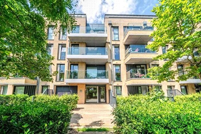 1 Bedroom Flat To Rent In Ingrebourne Apartments, Central Avenue, Fulham, London, SW6