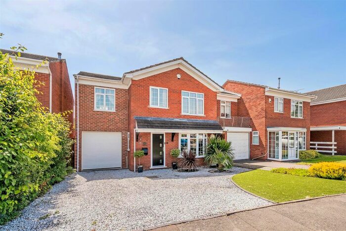 4 Bedroom Detached House To Rent In Langfield Road, Knowle, Solihull, B93