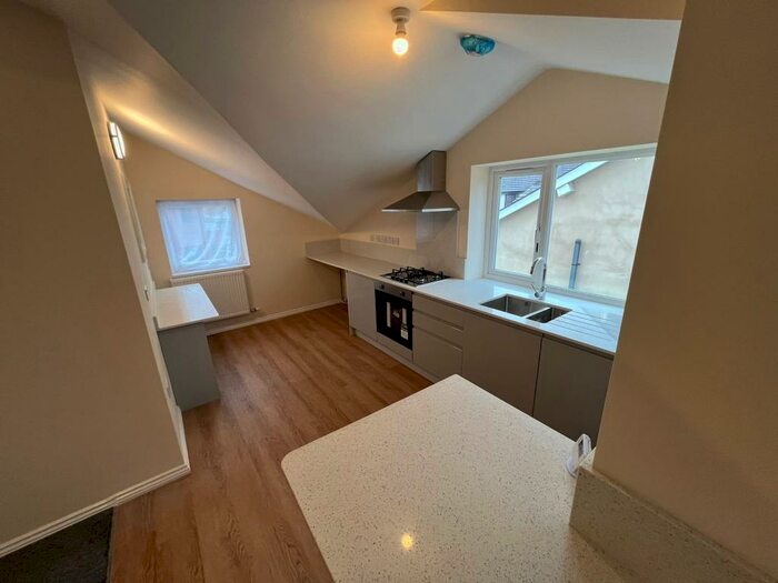 2 Bedroom Apartment To Rent In Comberton Terrace, Kidderminster, DY10