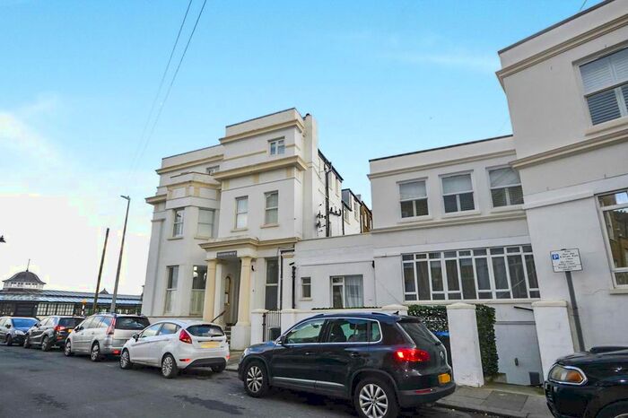 3 Bedroom Flat To Rent In Richmond Street, Herne Bay, CT6