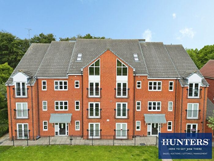 2 Bedroom Flat For Sale In The Willows, Gateshead, NE10
