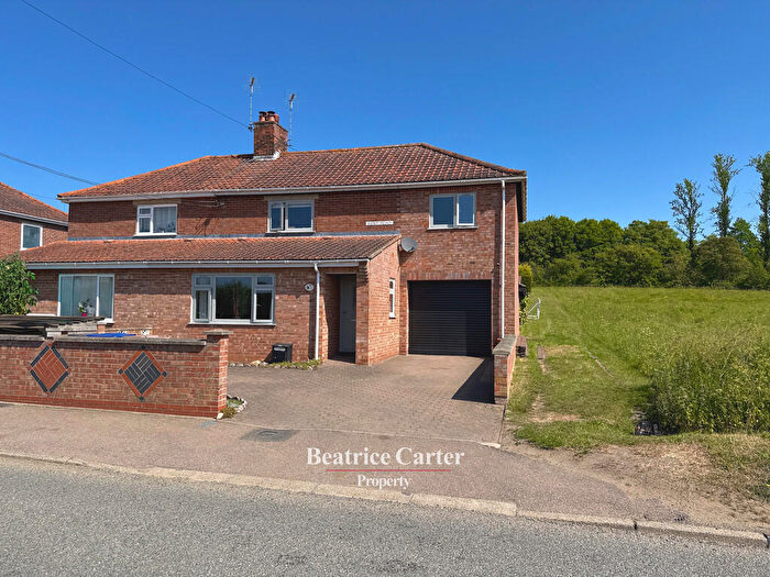 3 Bedroom Semi-Detached House For Sale In Extended Family Home With Countryside Views & Superb Entertaining Outdoor Space, IP29