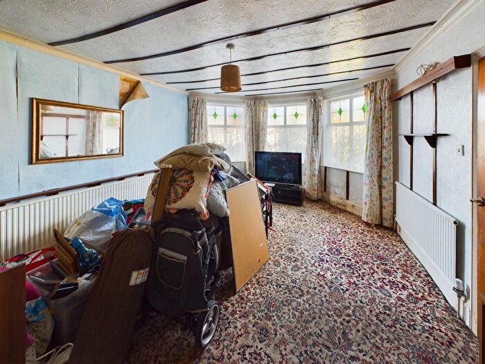 2 Bedroom Detached Bungalow For Sale In Vining Road, Prescot, L35