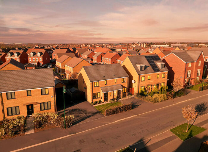 3 Bedroom Semi Detached House For Sale In Westbury Drive, Hampton Gardens, PE7