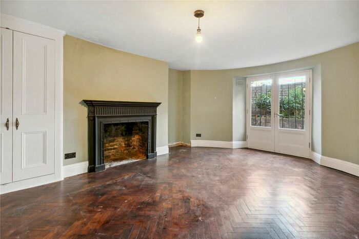 2 Bedroom Flat To Rent In London Road, Thornton Heath, CR7