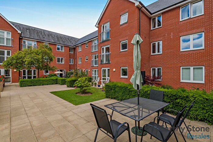1 Bedroom Apartment For Sale In Brook Court. Savages Wood Road, Bradley Stoke, Bristol, BS32