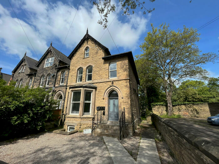 Studio To Rent In Spring Road, Leeds, West Yorkshire, LS6