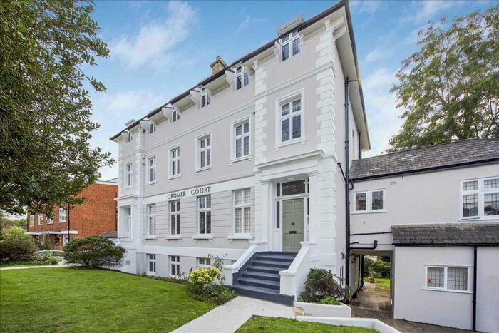 2 Bedroom Flat To Rent In Cromer Villas Road, London, SW18