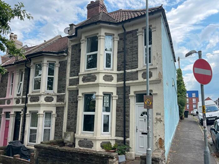 2 Bedroom End Of Terrace House For Sale In Greenbank Road, Greenbank, Bristol, BS5