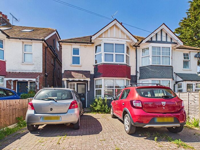 1 Bedroom Flat For Sale In Valencia Road, Worthing, BN11
