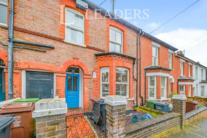 3 Bedroom Semi-Detached House To Rent In Liverpool Road, AL1