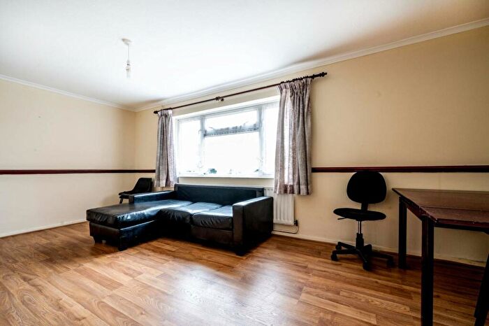 3 Bedroom Semi-Detached House To Rent In Rickyard, Park Barn, Guildford, GU2