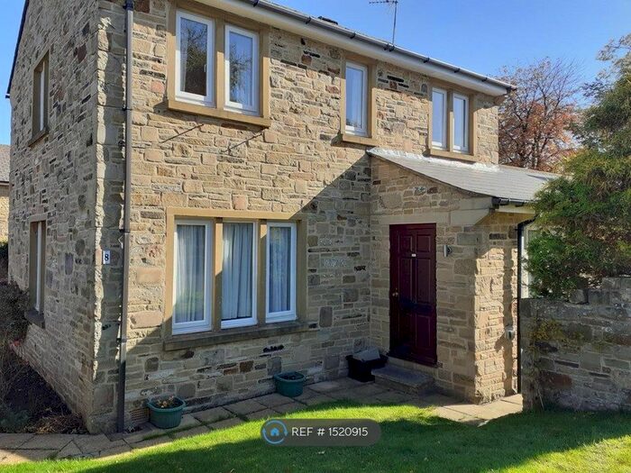 4 Bedroom Detached House To Rent In Harrogate, Harrogate, HG2