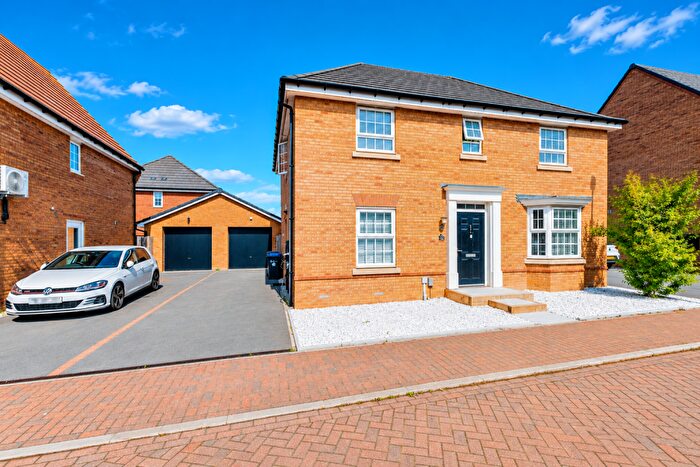 4 Bedroom Detached House For Sale In Monteyne Close, Northampton, NN6