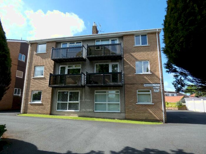 2 Bedroom Flat To Rent In Braemar Court, Off Broadway, Morecambe, LA4
