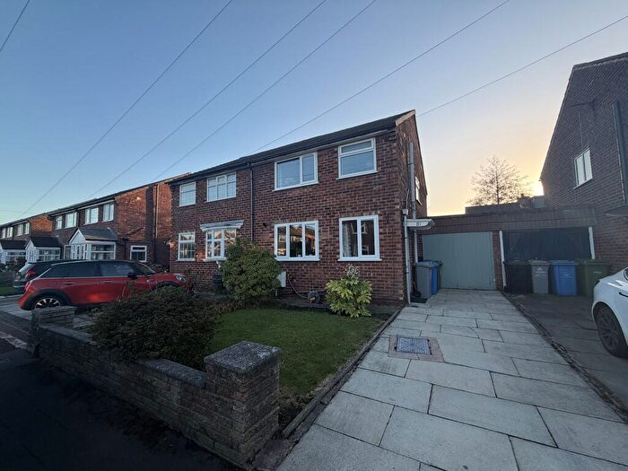 3 Bedroom Semi Detached House For Sale In Wolseley Road, Sale, M33