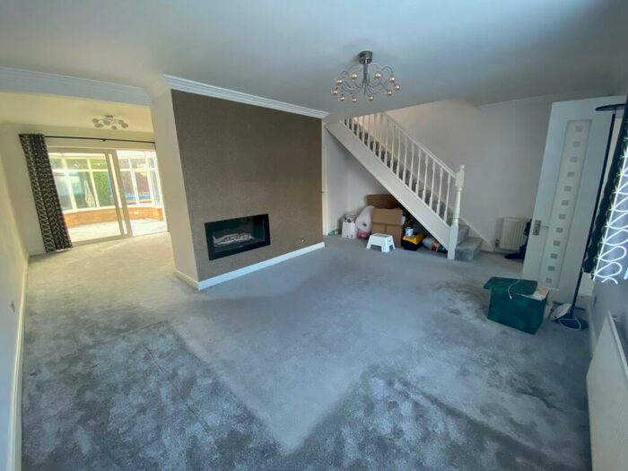 3 Bedroom House To Rent In All Saints Drive, Four Oaks, B74
