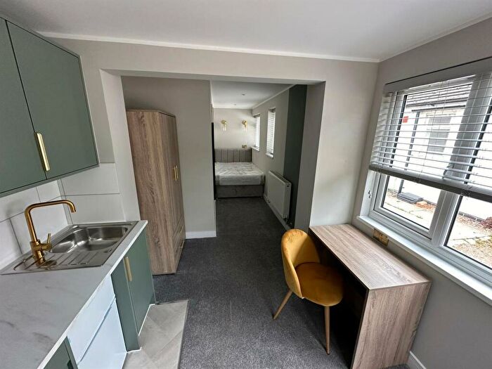 Studio To Rent In Loughborough Road, Hathern, LE12